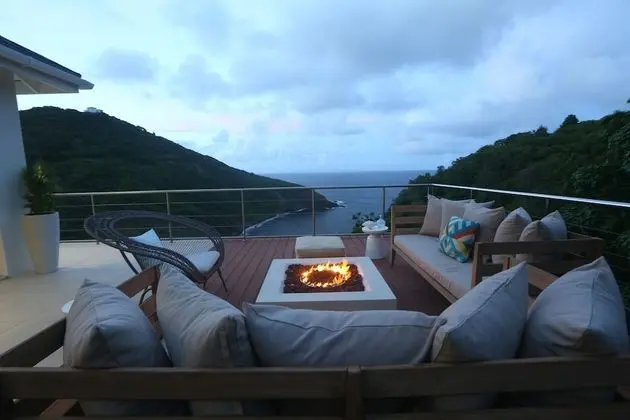 Luxury Villa, 4 Yatak Odası, Okyanus Manzaralı, Dağ Yamacı