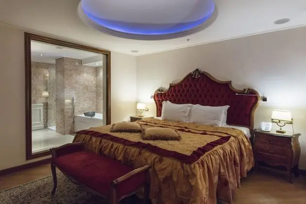 Superior Büyük Yataklı Tek Kişilik Oda