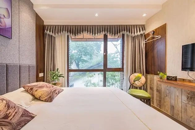 Comfort Tek Büyük Yataklı Oda