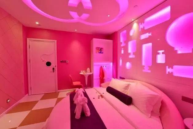 Classic Tek Büyük Yataklı Oda