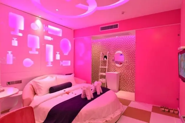 Classic Tek Büyük Yataklı Oda