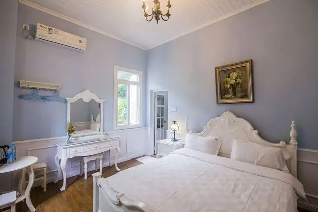 Comfort Tek Büyük Yataklı Oda