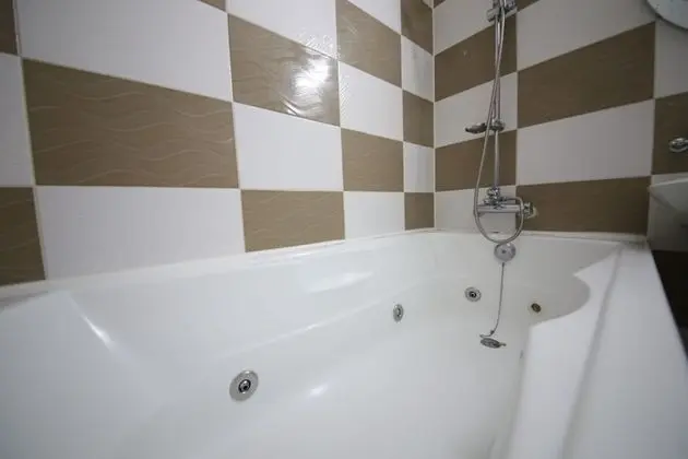 Deluxe Oda (Breakfast for 2)