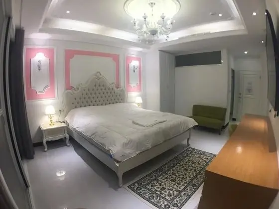 Standard Tek Büyük Yataklı Oda