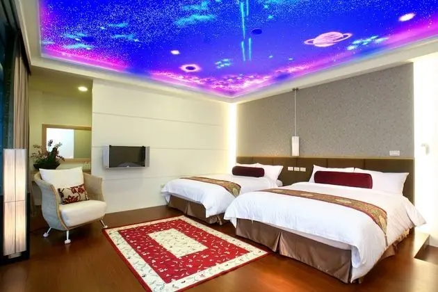 Luxury Dört Kişilik Oda, 2 Büyük (Queen) Boy Yatak, Balkon, Nehir Manzaralı