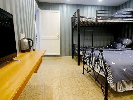 Economy Oda, Tepe Manzaralı