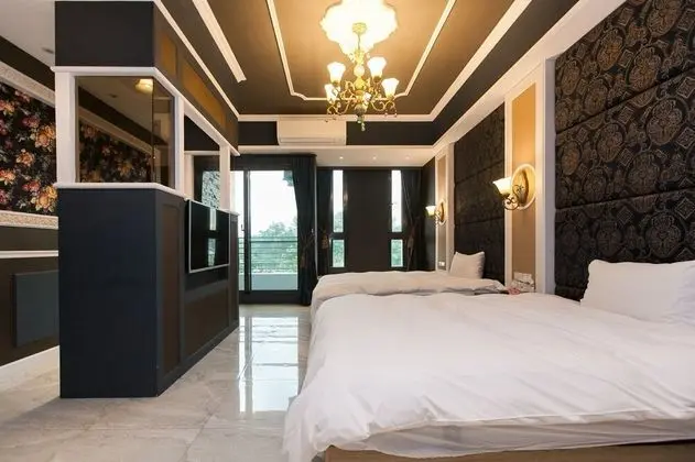 Standard Dört Kişilik Oda, Balkon