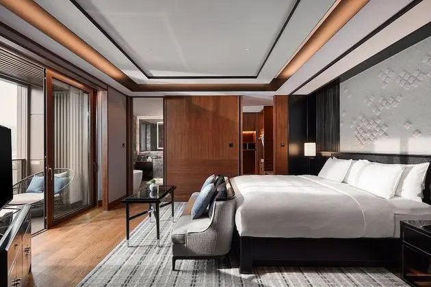 Superior Süit, Sigara İçilmez