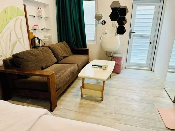 Odada yemek servisi