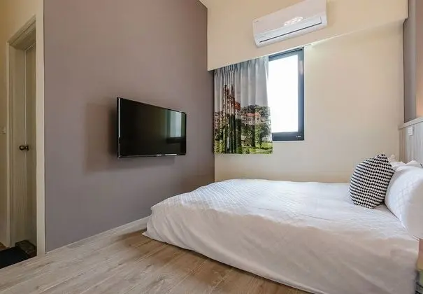 Tek Büyük Yataklı Oda, Balkon