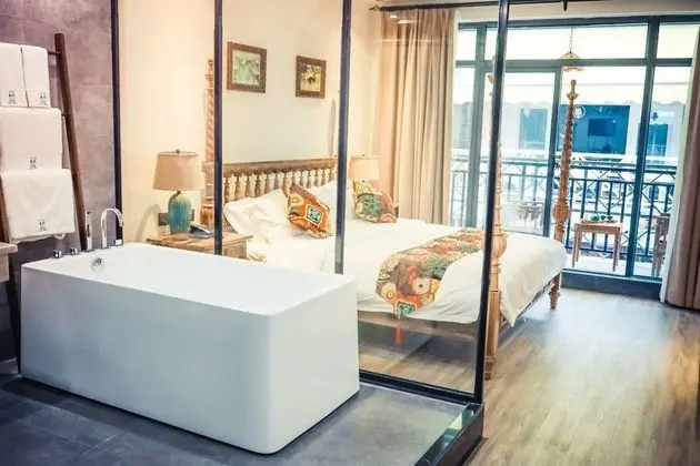 Deluxe Oda, Balkon