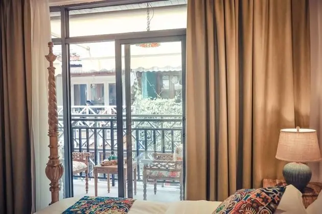 Deluxe Oda, Balkon