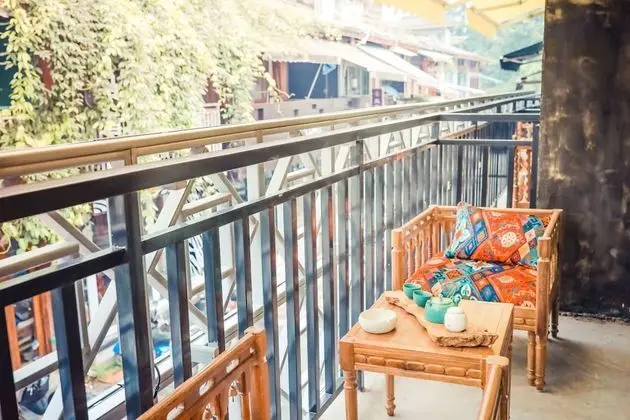 Deluxe Oda, Balkon