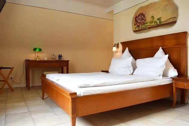 Comfort Tek Büyük Yataklı Oda