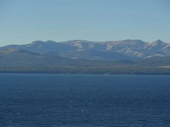 Apart Daire, 1 Büyük (Queen) Boy Yatak ve Çekyat, Mutfak, Göl Manzaralı