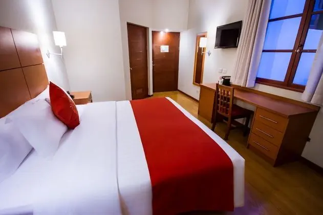 Standard Oda, 1 En Büyük (King) Boy Yatak, Özel Banyo