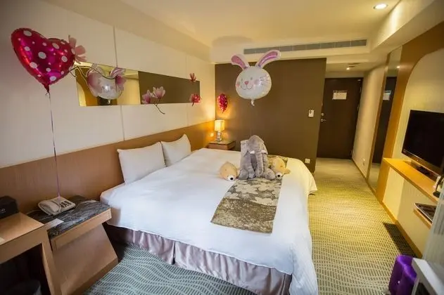 Deluxe Tek Büyük Yataklı Oda