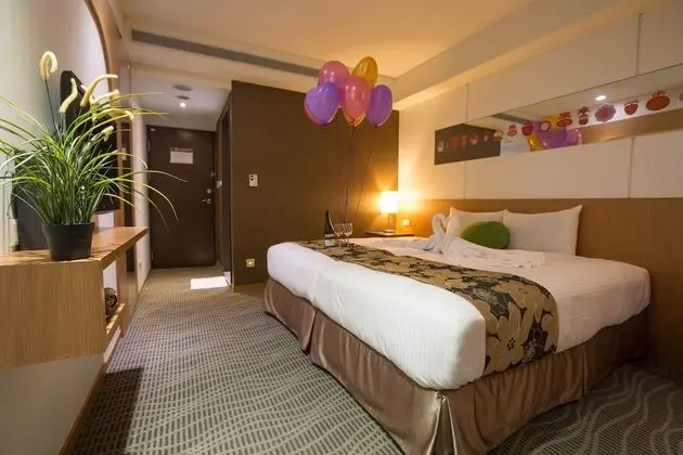 Deluxe Tek Büyük Yataklı Oda