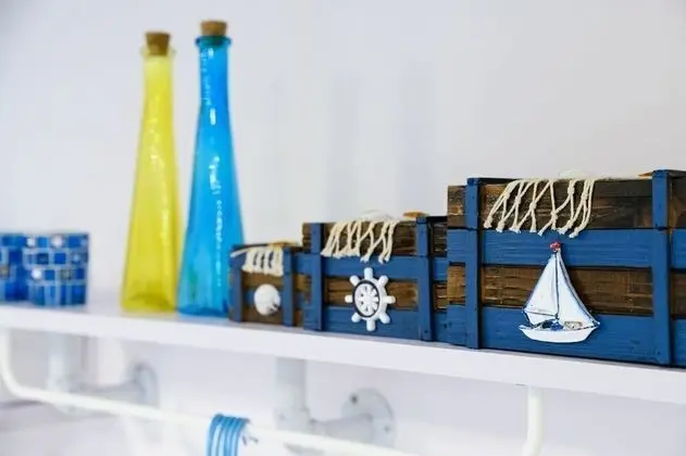 Design Dört Kişilik Oda, Banyolu/Duşlu (no daily housekeeping)