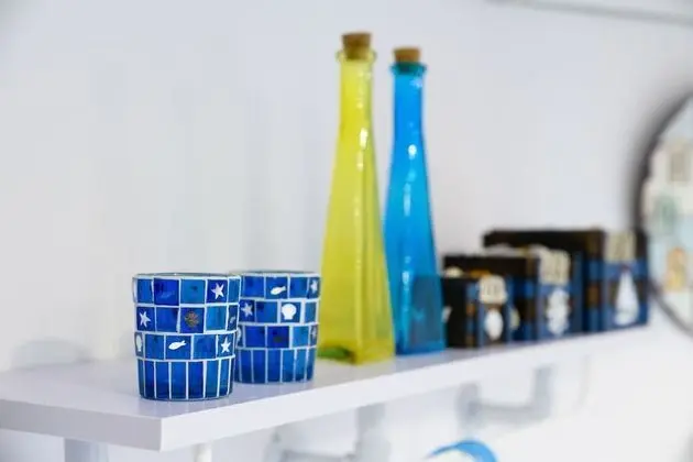 Design Dört Kişilik Oda, Banyolu/Duşlu (no daily housekeeping)