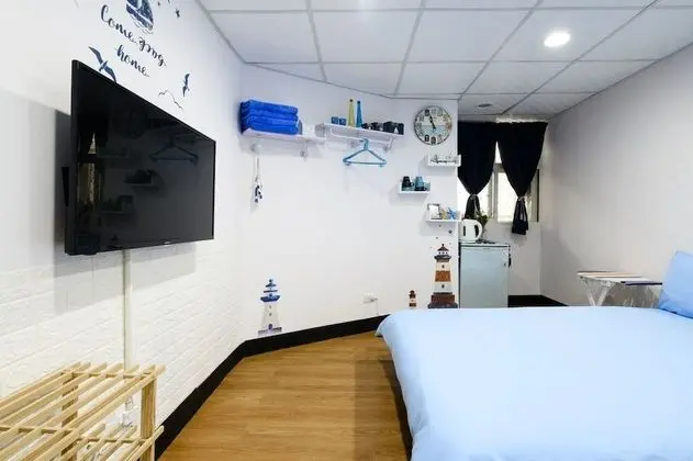 Design Dört Kişilik Oda, Banyolu/Duşlu (no daily housekeeping)