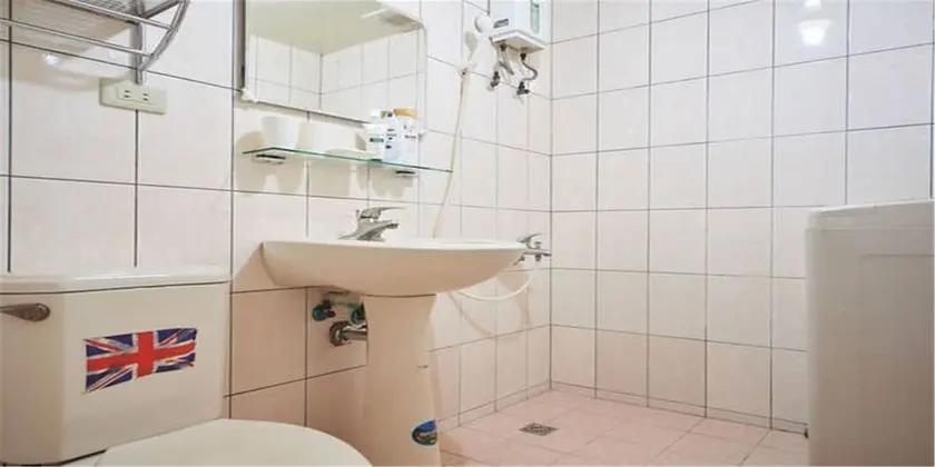 Design Dört Kişilik Oda, Banyolu/Duşlu (no daily housekeeping)