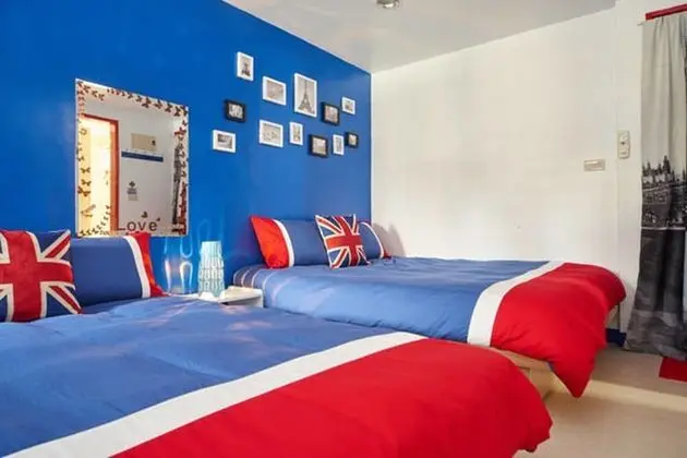 Design Tek Büyük Yataklı Oda, Banyolu/Duşlu