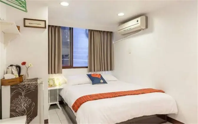 Standard Tek Büyük Yataklı Oda, Banyolu/Duşlu (no daily housekeeping)