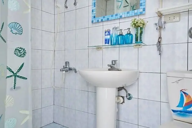 Standard Tek Büyük Yataklı Oda, Banyolu/Duşlu (no daily housekeeping)