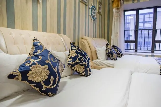 Deluxe Üç Kişilik Oda
