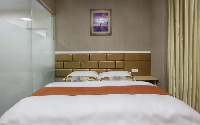 Comfort Tek Büyük Yataklı Oda
