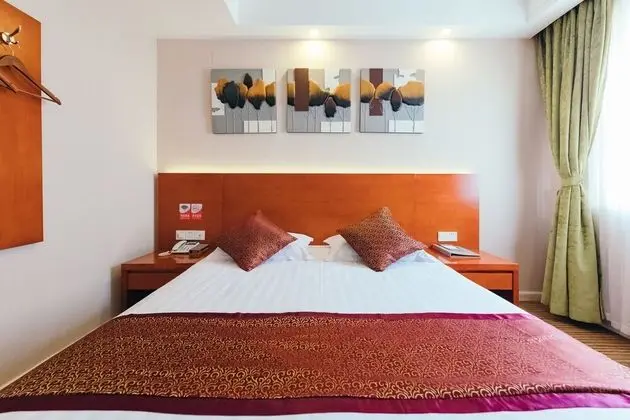 Business Tek Büyük Yataklı Oda