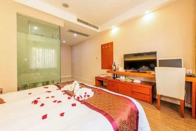 Deluxe Tek Büyük Yataklı Oda