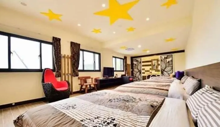 Family Oda, Avlu Manzaralı (8 pax)