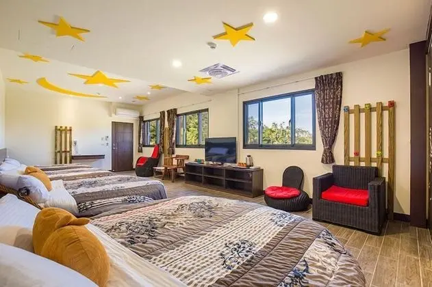 Family Oda, Avlu Manzaralı (8 pax)
