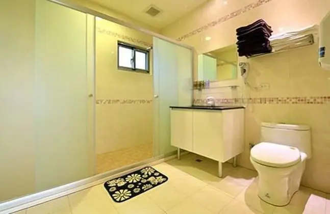 Family Oda, Avlu Manzaralı (8 pax)