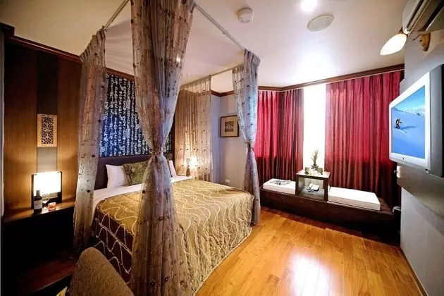 Design Tek Büyük Yataklı Oda