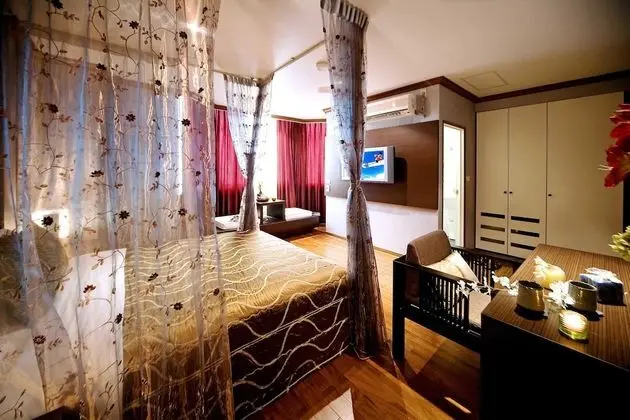 Design Tek Büyük Yataklı Oda