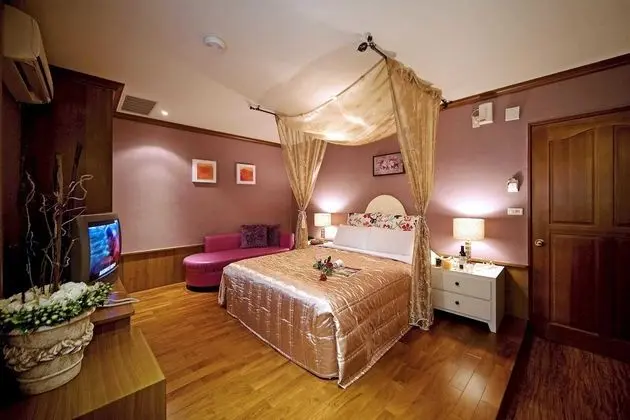 Design Tek Büyük Yataklı Oda