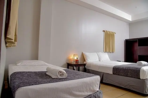 Tek Büyük Yataklı Oda, Engellilere Uygun, Banyolu/Duşlu (Double Room, Handicap Bedroom)