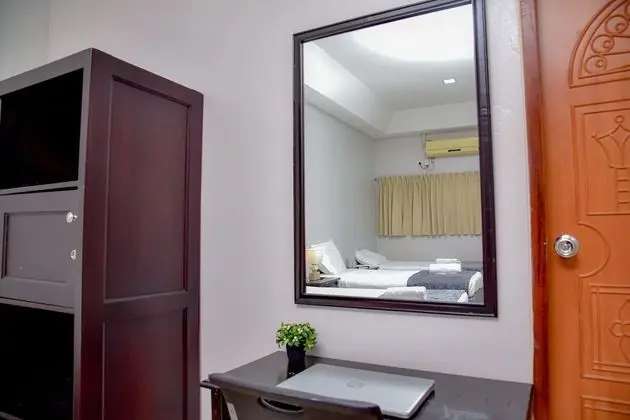 Tek Büyük Yataklı Oda, Engellilere Uygun, Banyolu/Duşlu (Double Room, Handicap Bedroom)