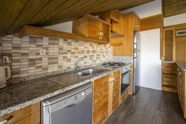 Apartment, Deniz Manzaralı