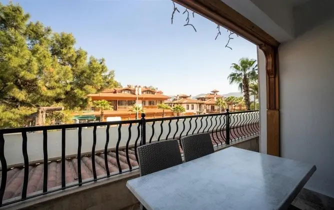 Apartment, Deniz veya Kara Manzaralı, Balkonlu