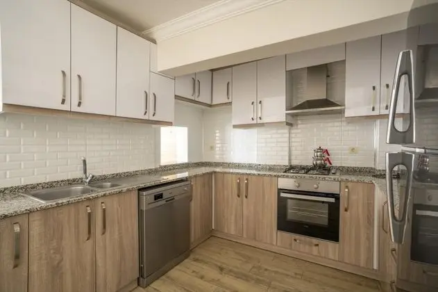 Apartment, Deniz veya Kara Manzaralı, Balkonlu