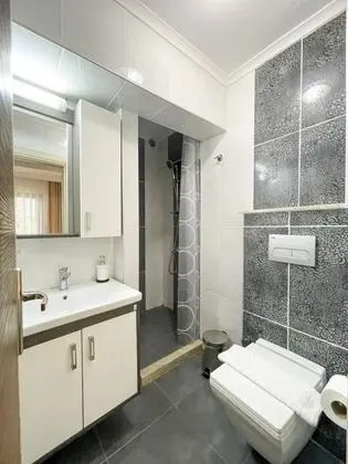 Apartment, Deniz veya Kara Manzaralı, Balkonlu