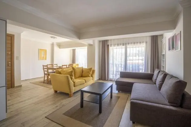 Apartment, Deniz veya Kara Manzaralı, Balkonlu