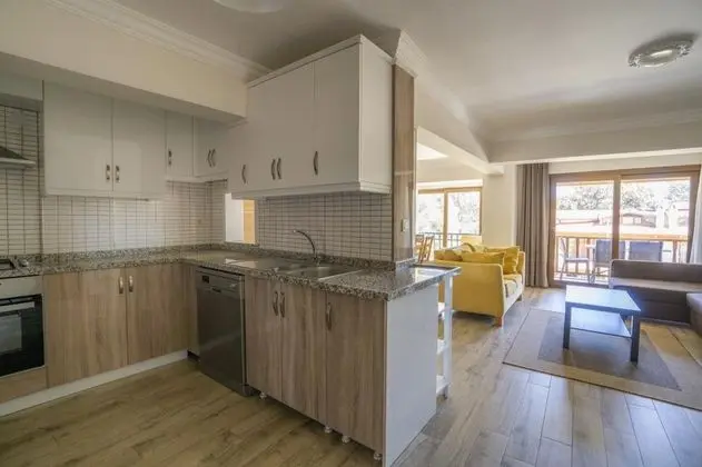 Apartment, Deniz veya Kara Manzaralı, Balkonlu