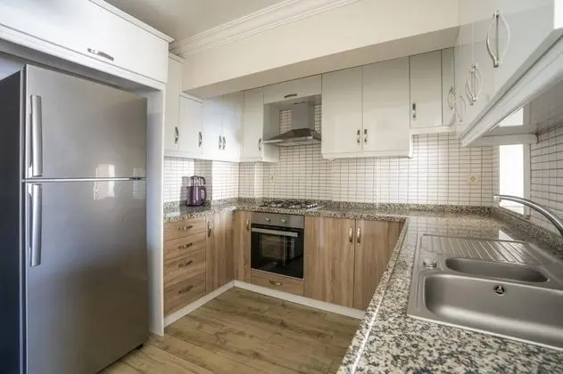 Apartment, Deniz veya Kara Manzaralı, Balkonlu