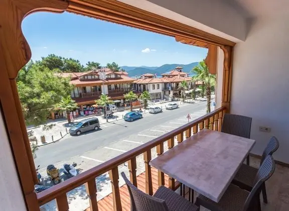 Apartment, Deniz veya Kara Manzaralı, Balkonlu