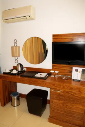 Ekonomik Oda, Şehir Manzaralı